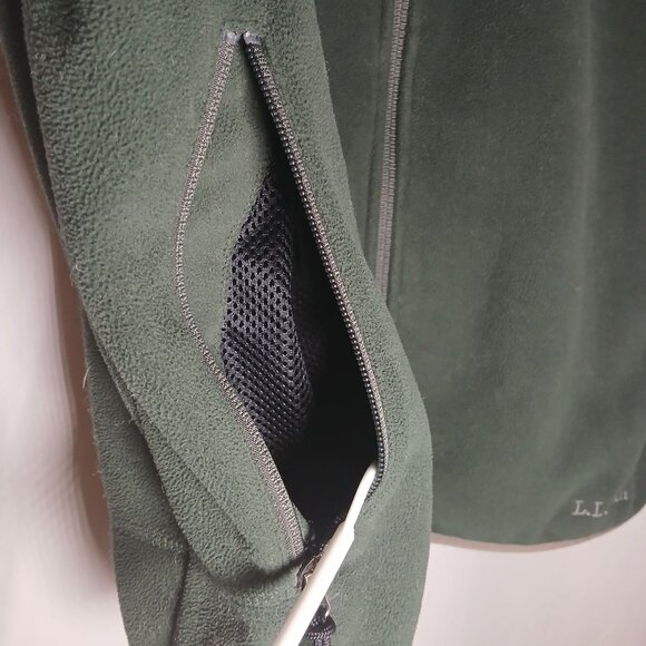 L.L. Bean Mens Fleece Full-Zip Vest Size Large Lightweight Outdoor Layer Green/G - Picture 6 of 16